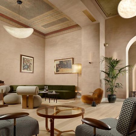 Monument Hotel Athens Exterior photo