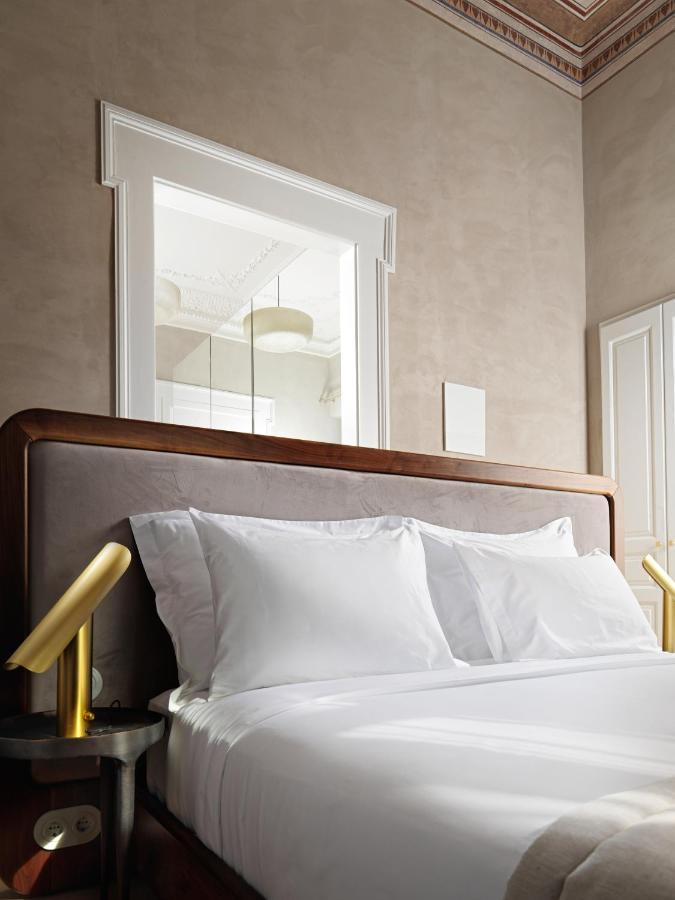 Monument Hotel Athens Exterior photo